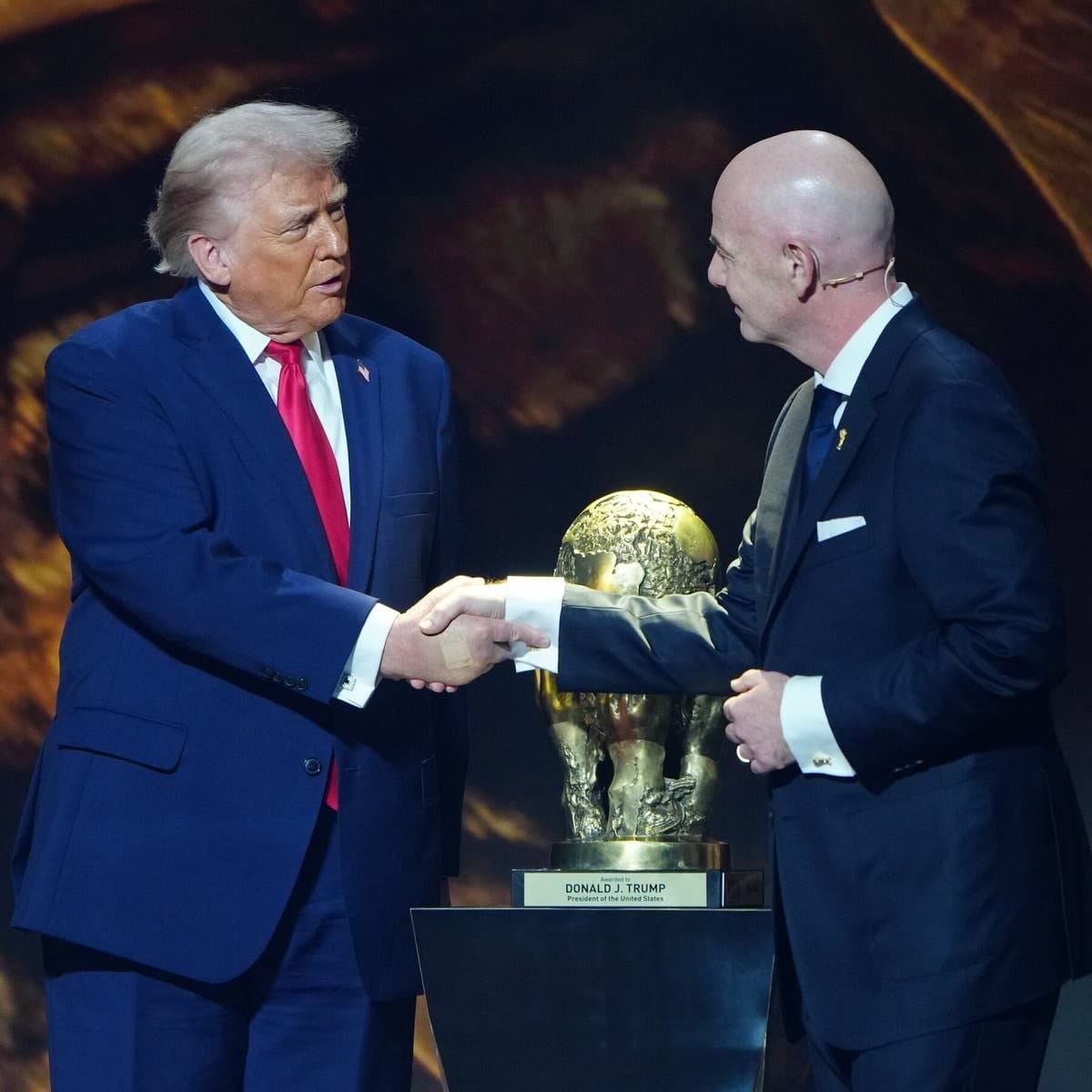特朗普游说 FIFA，美国球员巴洛贡停赛暂缓执行