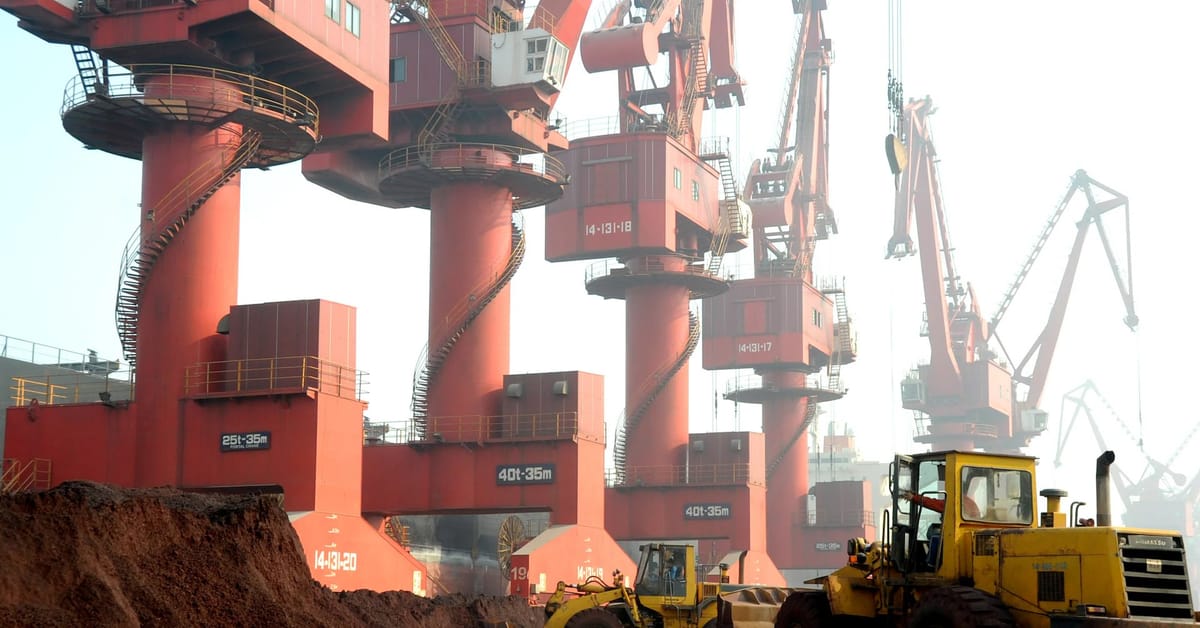 中国 2025 年贸易顺差与稀土出口双创纪录新高