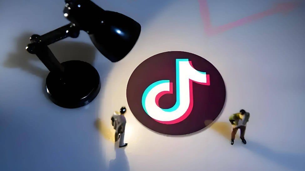 抖音加强治理摆拍演绎类视频，煽动对立情绪最高永久封禁