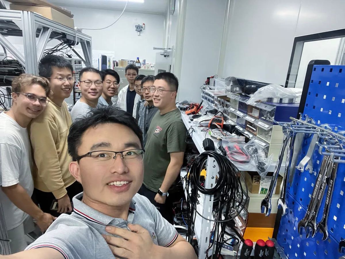 本科生一作发 Nature：清华团队攻克核光钟核心瓶颈