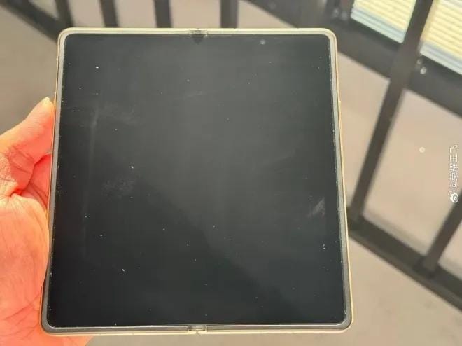 荣耀与 OPPO 拟推出“无折痕”折叠屏手机，Magic V6 将于 3 月 1 日发布